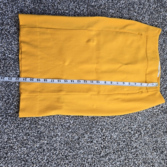 Diane Von Furstenberg Yellow Pencil Skirt Knee-Length Work - Picture 8 of 12